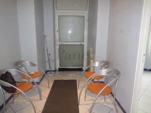 NEUILLY/HUISSIERS